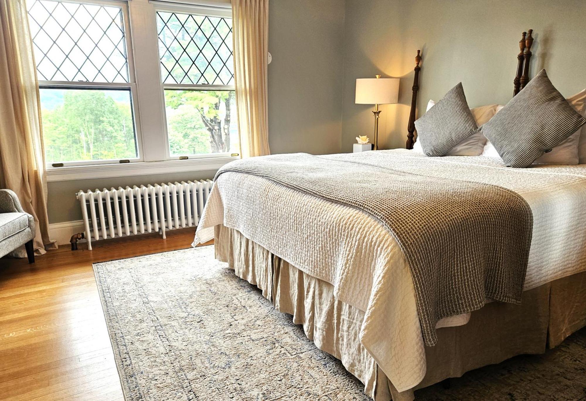 Bed and Breakfast The Manor On Golden Pond Holderness Exterior foto