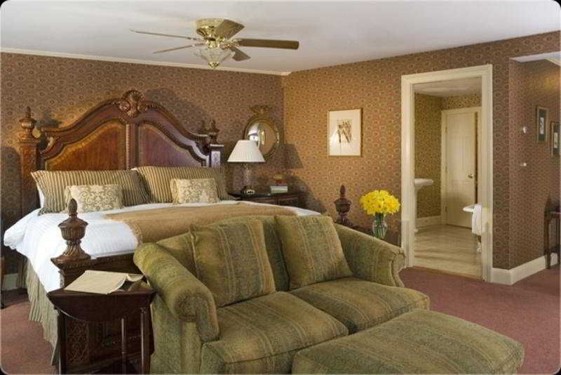 Bed and Breakfast The Manor On Golden Pond Holderness Exterior foto