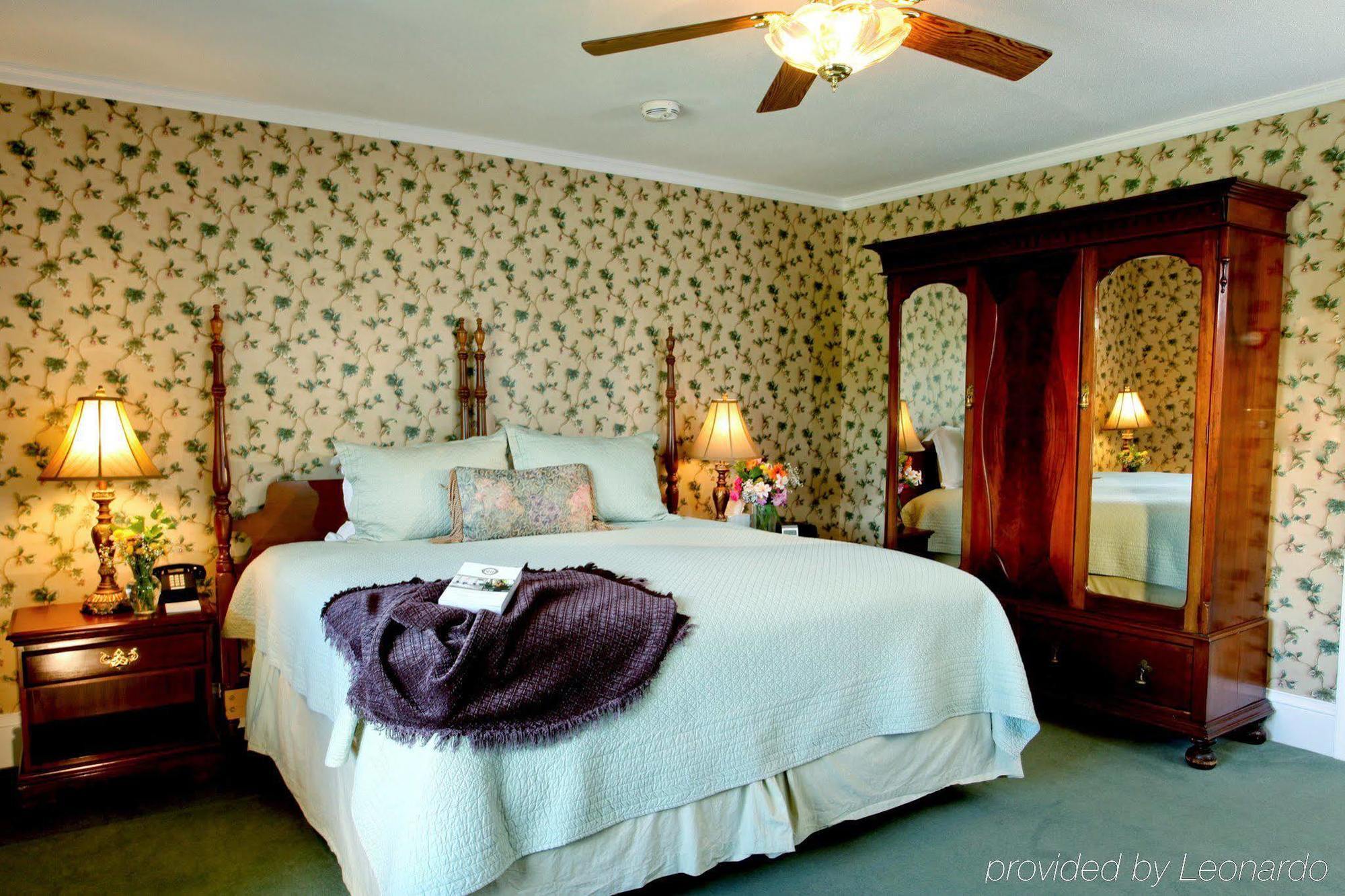 Bed and Breakfast The Manor On Golden Pond Holderness Exterior foto
