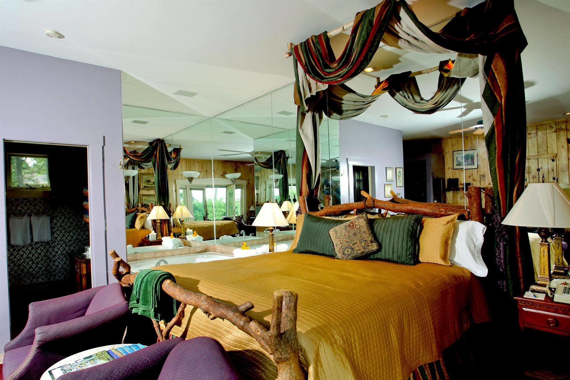 Bed and Breakfast The Manor On Golden Pond Holderness Exterior foto